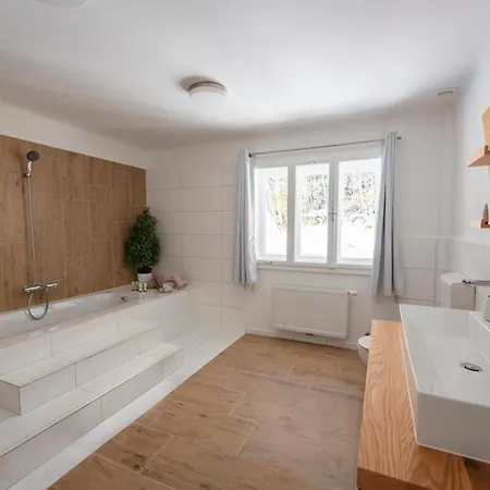 Alba Mountain Apartment *