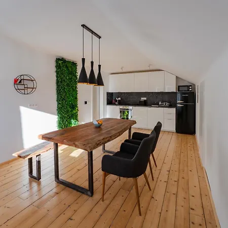 Alba Mountain * Gusswerk