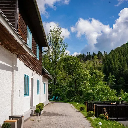 Alba Mountain Apartment *