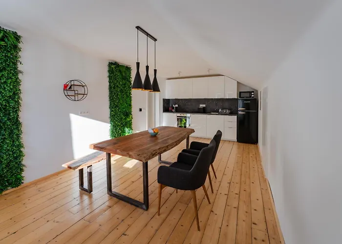 Alba Mountain * Gusswerk